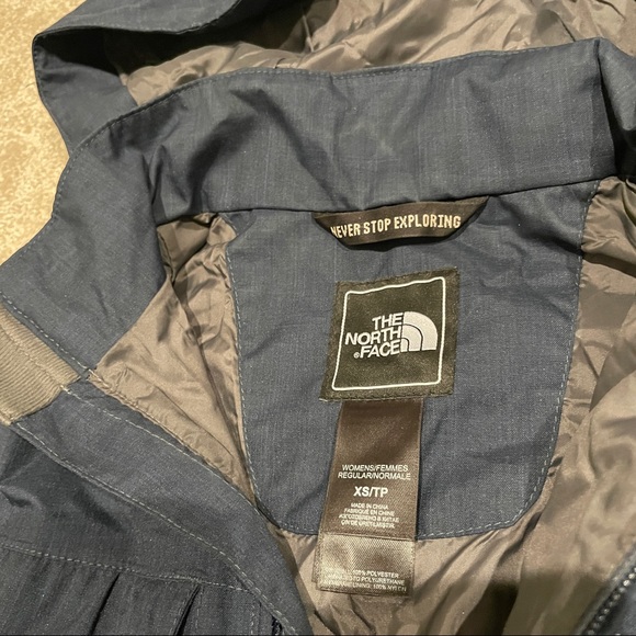 North Face Rain Jacket - Picture 4 of 5